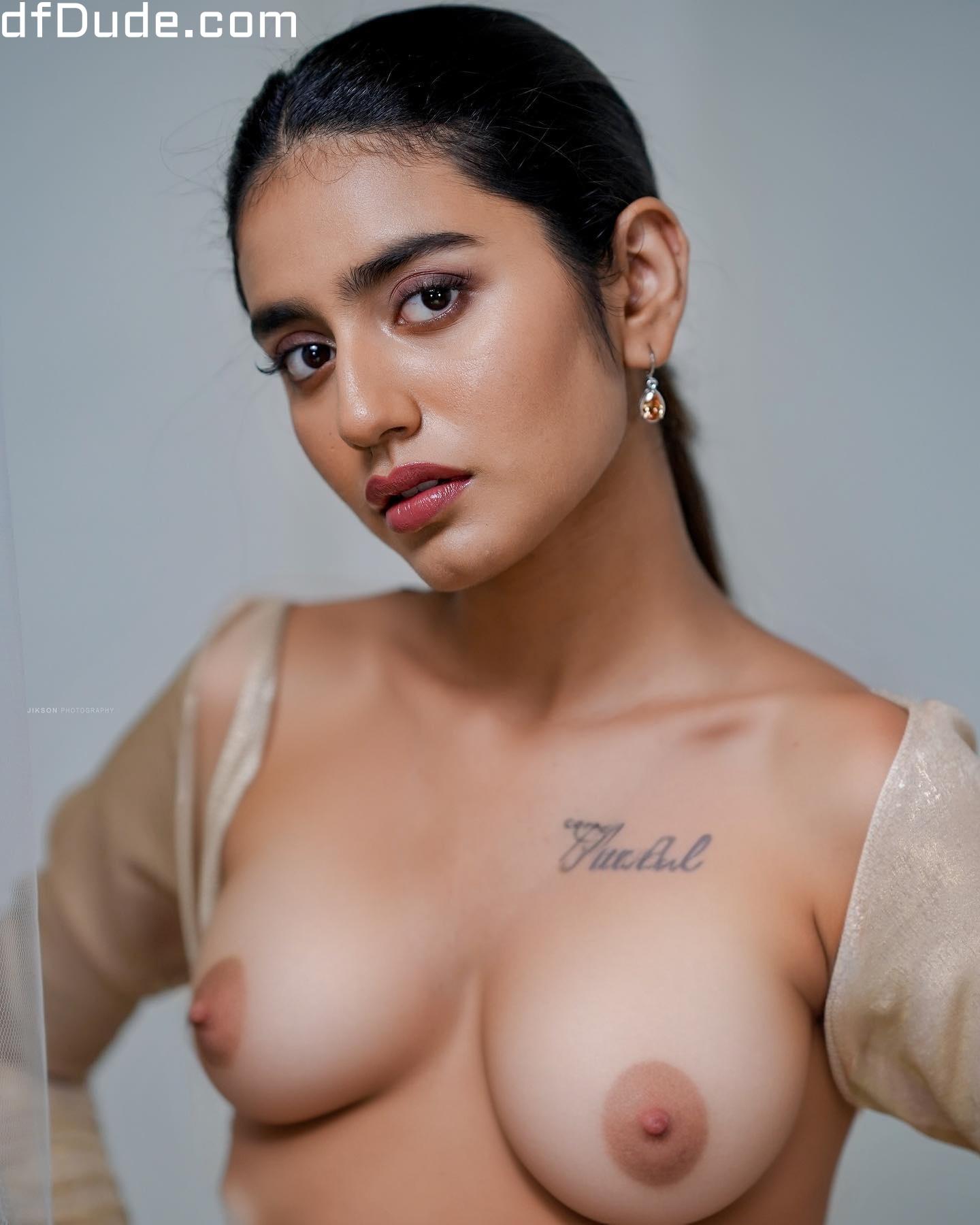 00065-20230203184820-Priya-Prakash-Varrier-nude-dress-removed.jpg